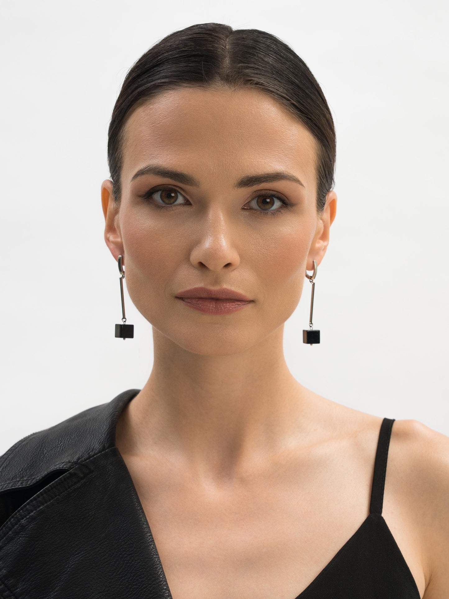 Silver Dangle Earrings with Black Onyx – Geometric Crystal Earrings, Minimalist Art Deco Jewelry, Handmade Birthstone Gift for Her