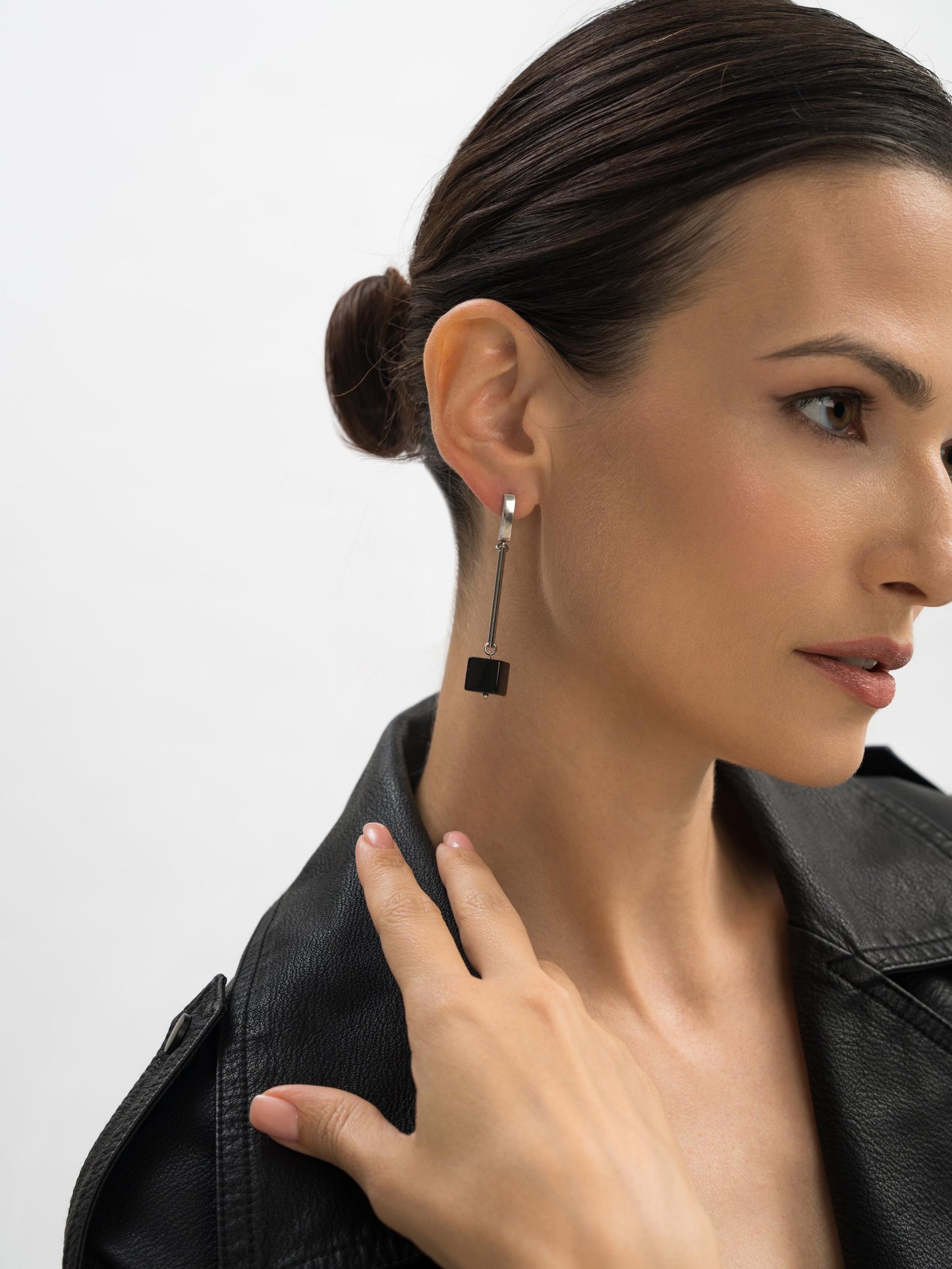 Silver Dangle Earrings with Black Onyx – Geometric Crystal Earrings, Minimalist Art Deco Jewelry, Handmade Birthstone Gift for Her