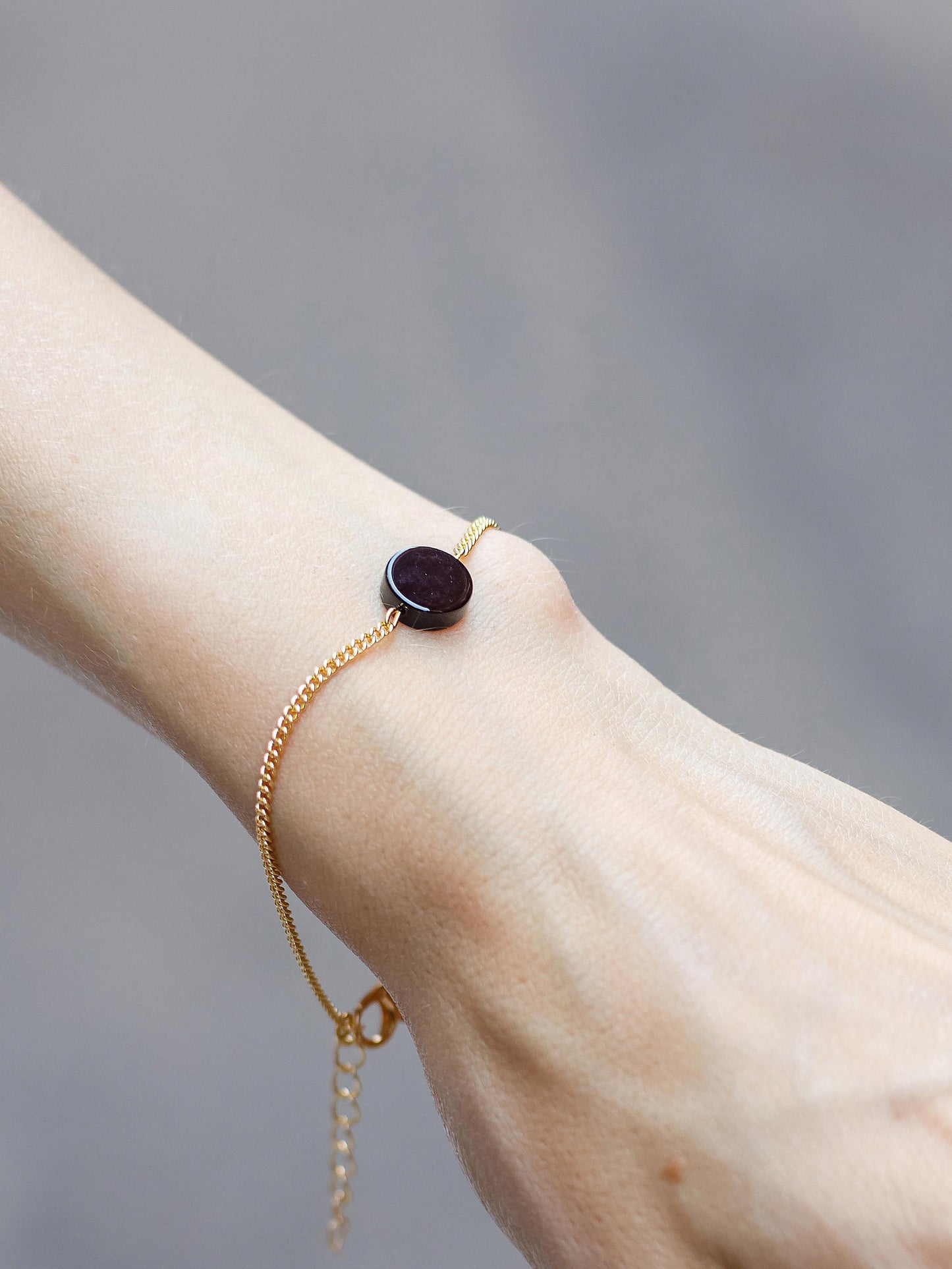 Gold Chain Bracelet, Minimalist Gemstone Bracelet, Dainty Onyx Charm, Adjustable Hand Chain, Y2K Protection Jewelry, Gift for Her, Stack