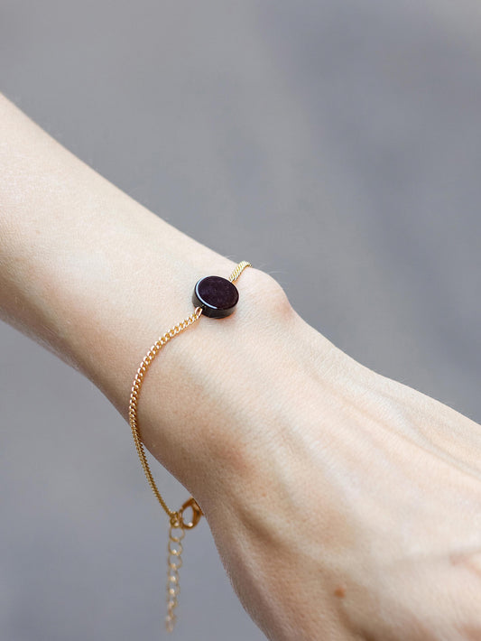 Gold Chain Bracelet, Minimalist Gemstone Bracelet, Dainty Onyx Charm, Adjustable Hand Chain, Y2K Protection Jewelry, Gift for Her, Stack