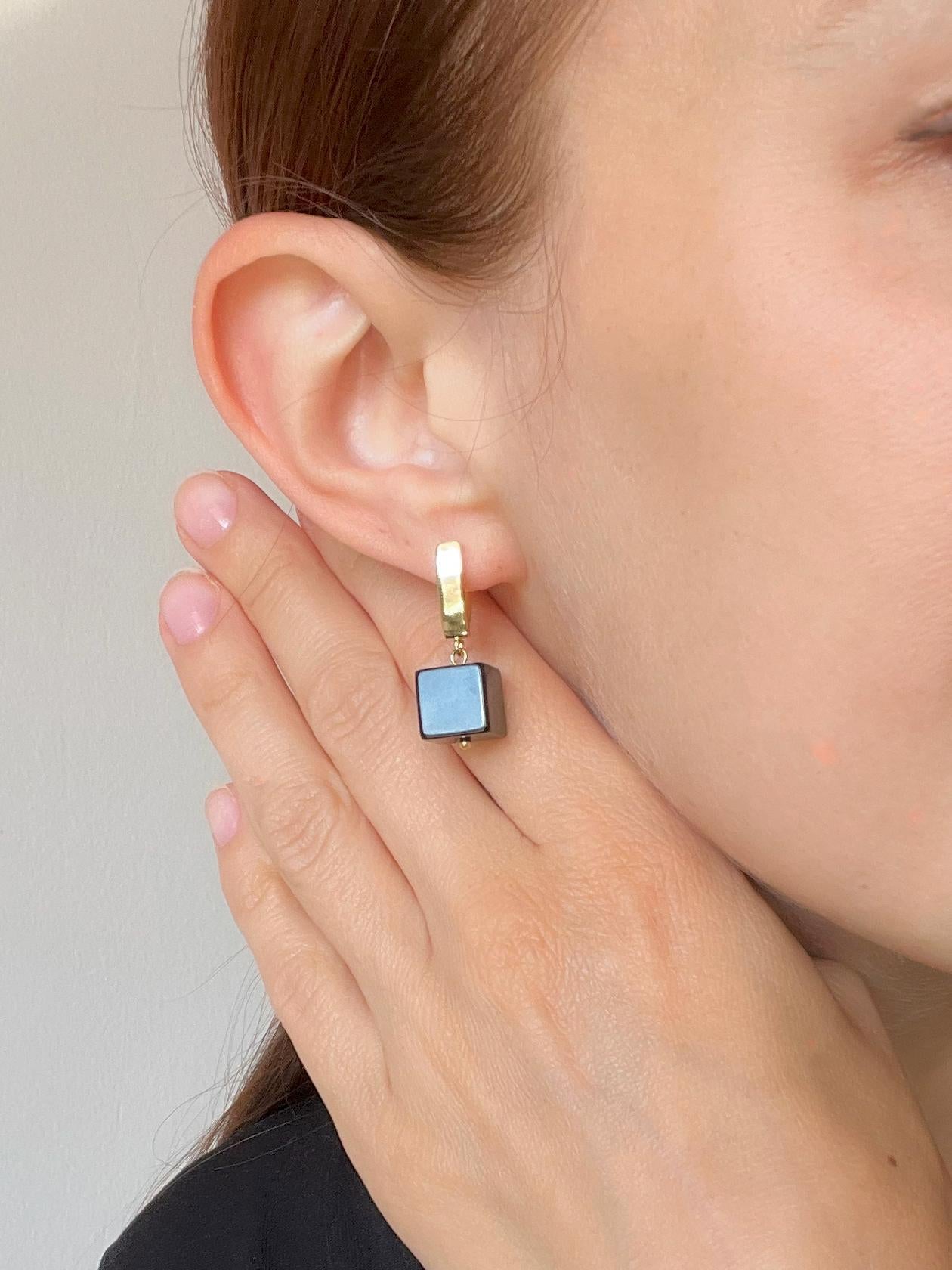 Gold Earrings Black Agate, pendant cube black onyx, Modern Earrings Minimalist, natural stone Art Malevich black square, dangle earrings