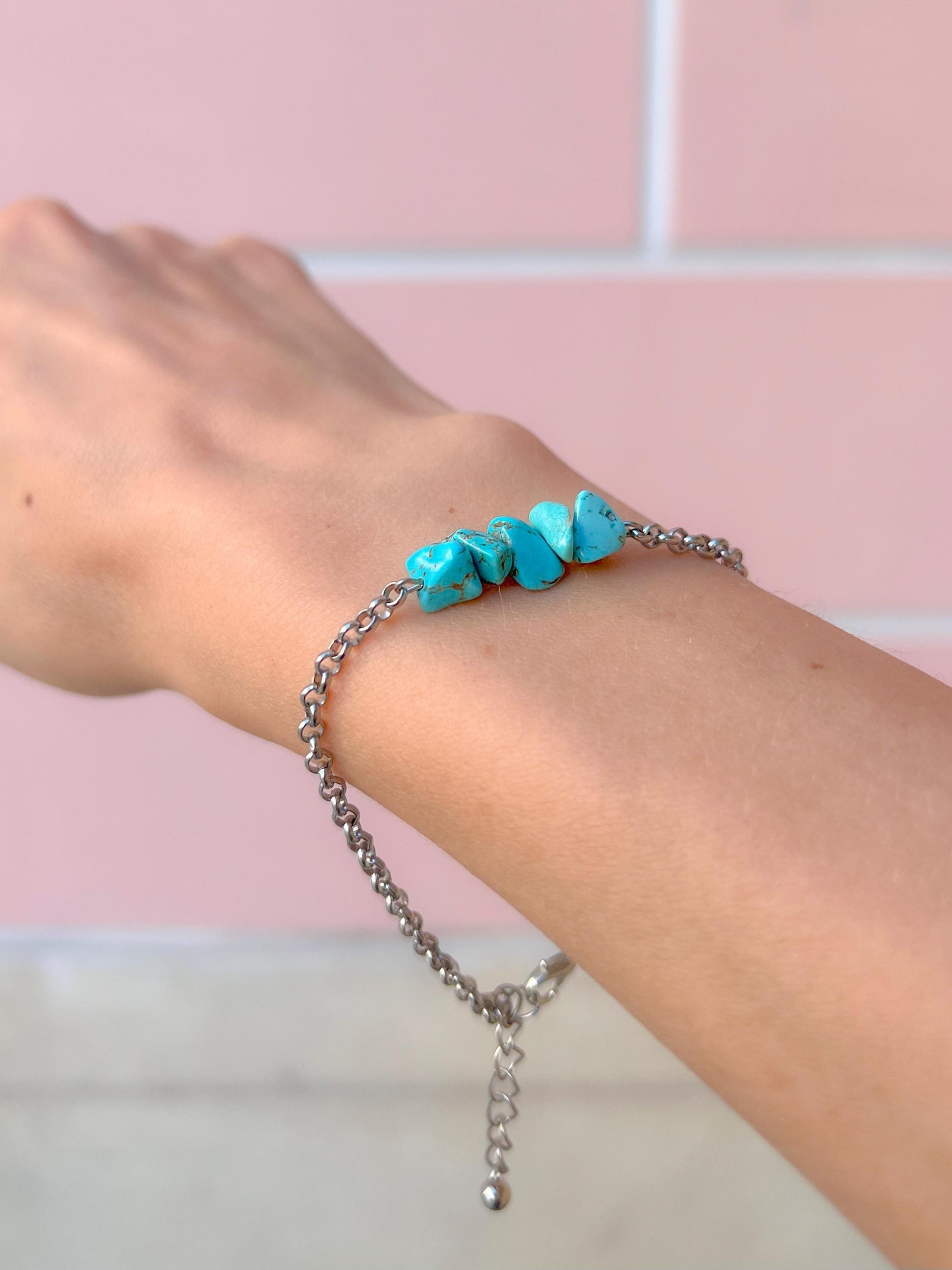 Turquoise Crystal Silver Chain Bracelet – Bohemian Y2K Hand Chain Jewelry, Unique Gift for Her, Birthstone Howlite Bracelet Stack Style