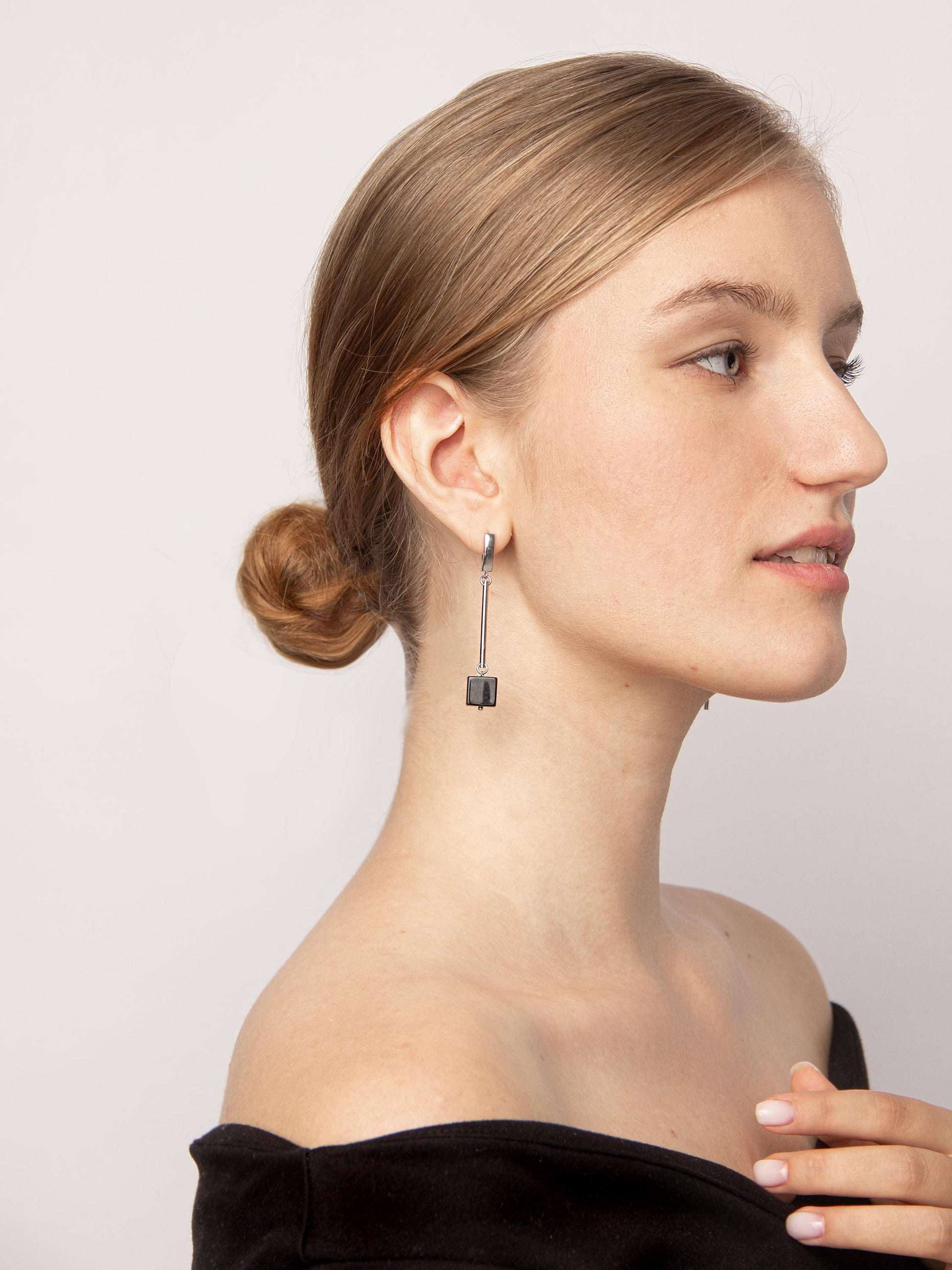 Long Asymmetric Silver Dangle Earrings – Geometric Black Onyx Cube Earrings,Minimalist Modern Jewelry, Statement Drop Earrings, Gift for Her